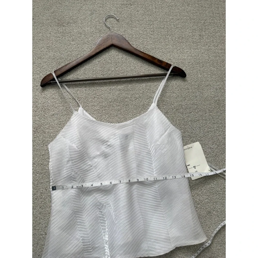 MSK Y2K Style Camisole Size M White Textured Chevron Pleated Straps